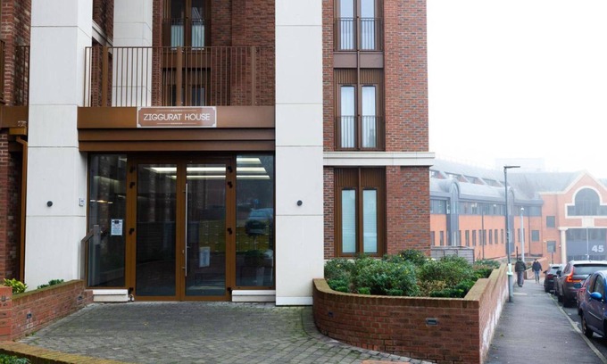 St Albans Apartment | Grosvenor Oasis in St Albans