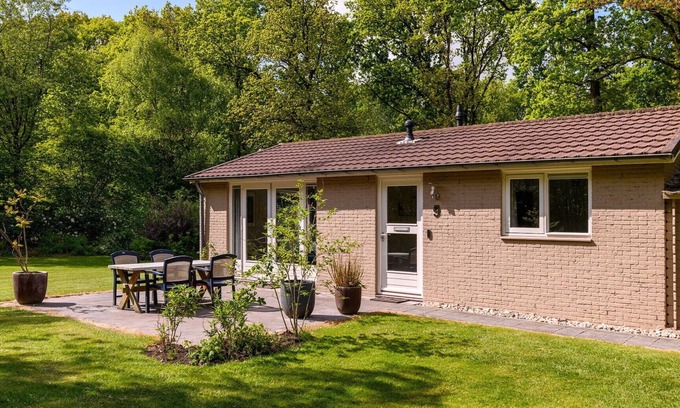 Ruinen Cottage | Ground floor bungalow for 4 persons