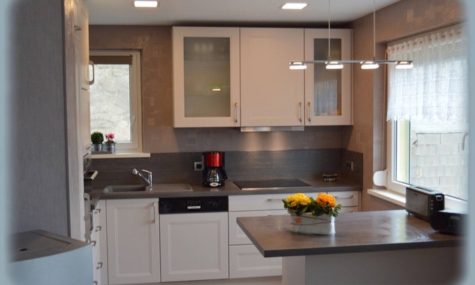 Haegen Apartment | GROUND FLOOR LEVEL IN HOUSE - OWNERS ON 1ST FLOOR