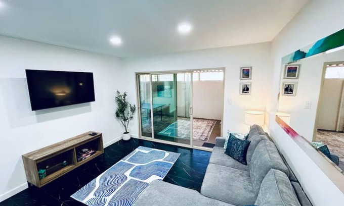 Papago Parkway Condo | Ground Level Charming 2 bedroom Condo BEST location Scottsdale