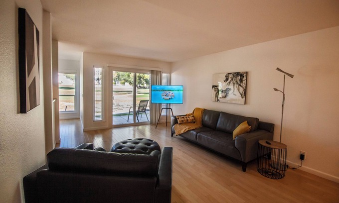 Winchester Condo | Guard Gated Golf Course 1mi to Vegas Strip Best Kept Secret Quiet Secure 9