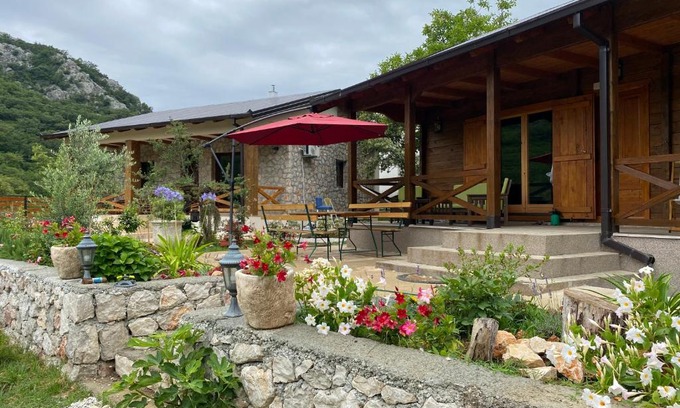 Seoca House | Guest House Mare