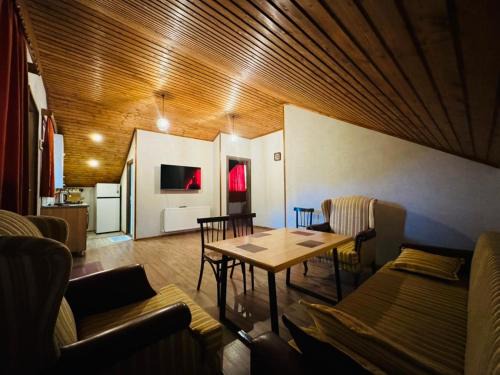 Akhali Ubani Apartment | Guest House Riverside