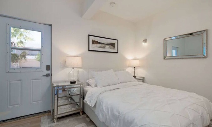 Roseville Apartment | Guest House Roseville Retreat