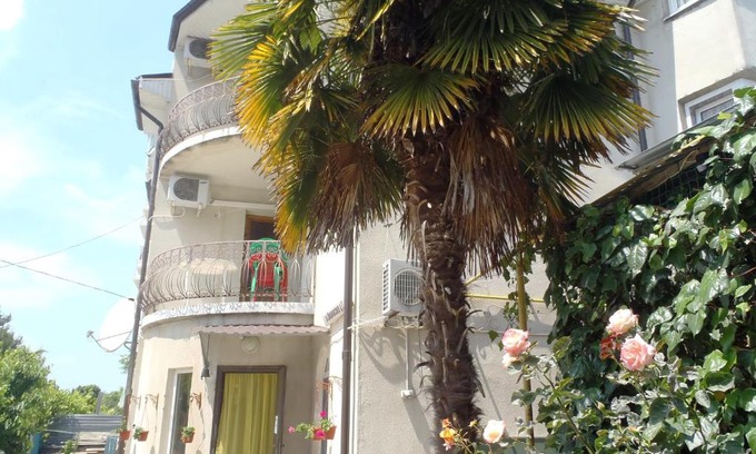 Lazarevskoye Hotel | Guest House U Valentiny