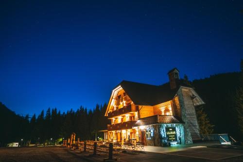 Zgornja Sorica Hotel | Guesthouse Lajnar
