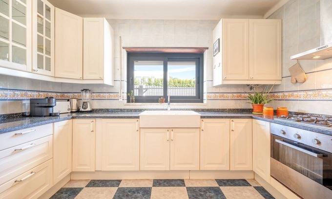 Malveira da Serra House | GuestReady - A peaceful stay in Alcabideche