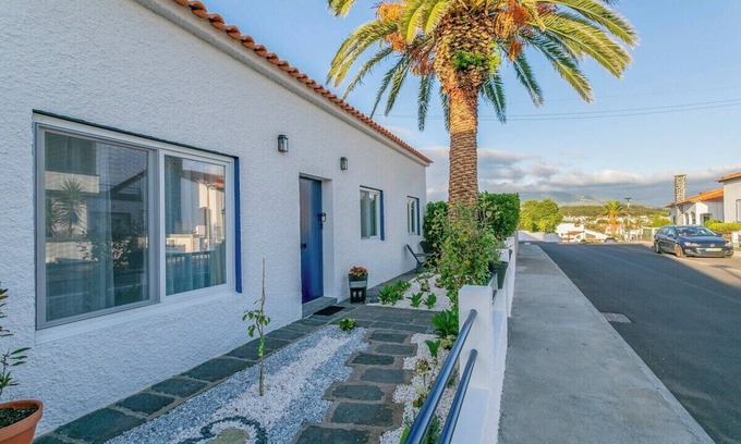 Livramento House | GuestReady - Beach Retreat