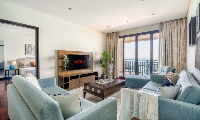 Palm Jumeirah Apartment | GuestReady - Burj Al Arab view at Royal Amwaj
