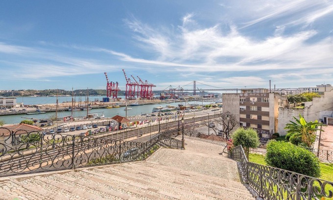 Santos Apartment | GuestReady - Practical and central in Santos