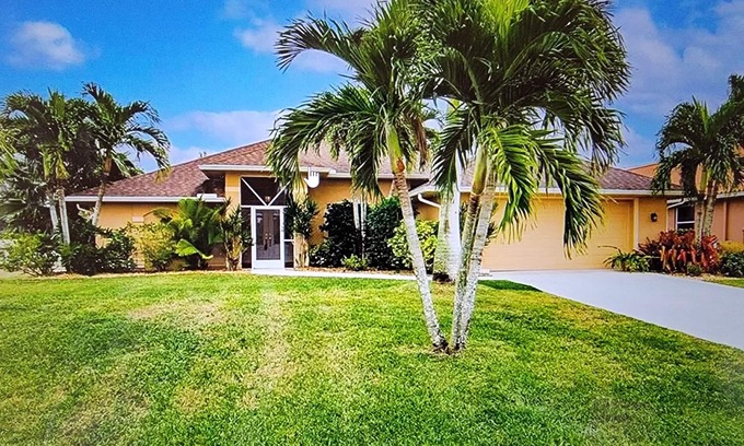 Burnt Store House | Gulf Access - Heated Pool - Watch manatee & fish from dock
