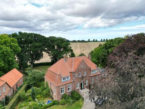 Waabs House | Gutshof Rothensande Herrenhaus