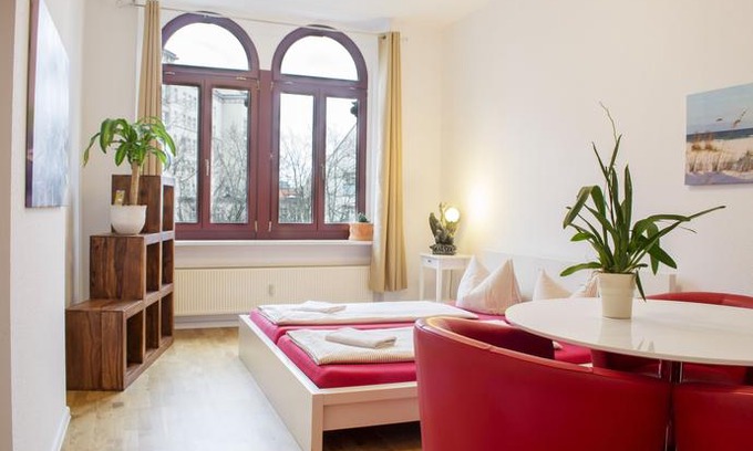 Mitte Apartment | Gwuni Mopera