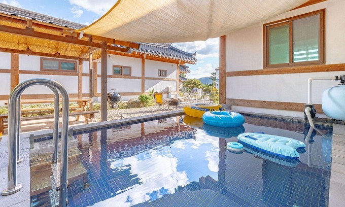 Gyeongju House | Gyeongju Adamwon Hanok Dokchae Pension