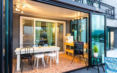 Gyeongju Villa | Gyeongju Dia Pool Villa Pension