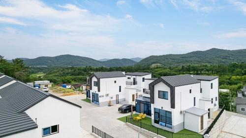 Gyeongju Villa | Gyeongju Mocha Private Pool Villa