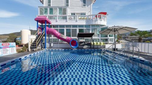 Gyeongju House | Gyeongju riu kids Poolvilla