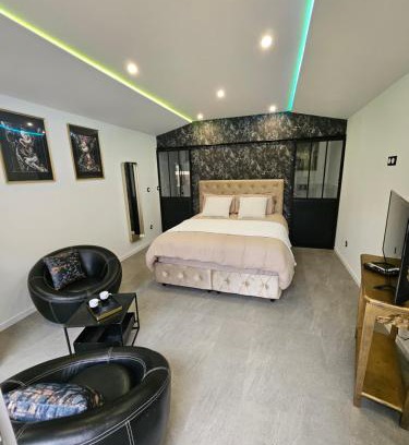 Saint-Clair-du-Rhone Bed & Breakfast | hébergement privée Jaccuzzi en supplément