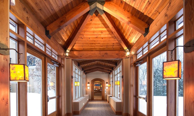 Bromont Hotel | Hôtel Château-Bromont