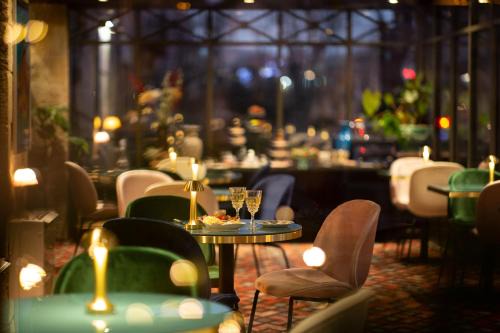Brive-la-Gaillarde Hotel | Hôtel De Charme Le Chêne Vert
