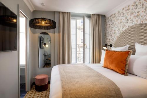 9th Arrondissement Hotel | Hôtel Fior d'Aliza