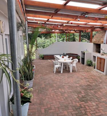 Beacon Bay House | H G Deluxe Guest suites