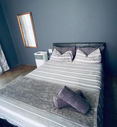 Thohoyandou House | Ha-Dzibs backpackers accommodation