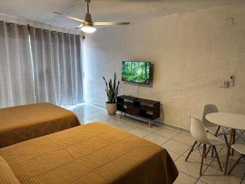 Las Brisas Apartment | Habitación 17 a unos pasos de la playa Las Brisas