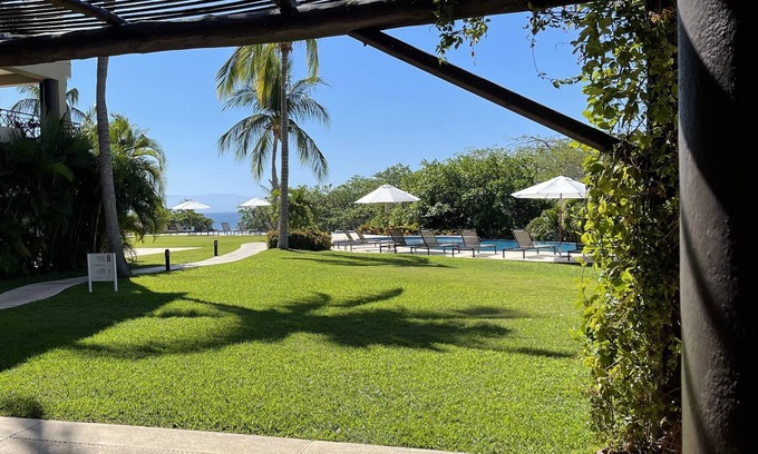 Punta de Mita Condo | Hacienda de Mita premier golf membership, newly remodeled, mexican contemporary.