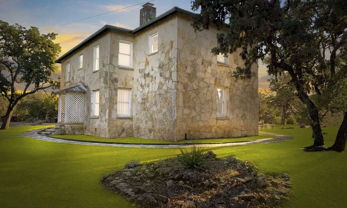 Bandera House | Hacienda del Rio on the Medina