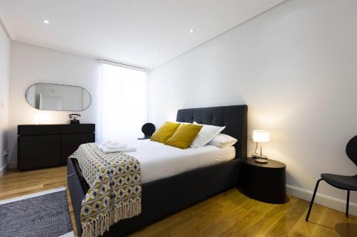 La Marina Apartment | Haizea by Smiling Rentals