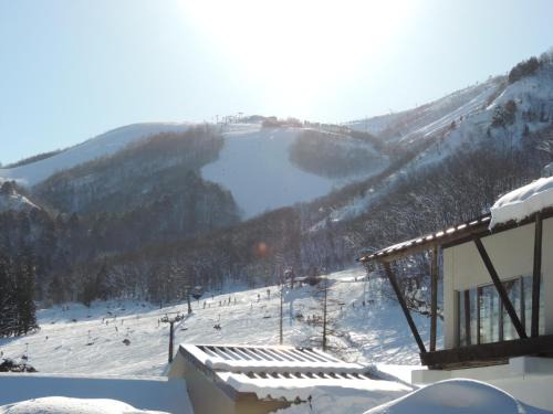 Hokujo Cabin | Hakuba Deer Lodge