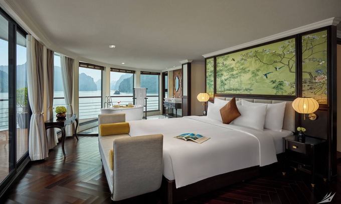 Ha Long Boat Rental | Halong CAPELLACRUISE - Member of Lyra Cruise Collection