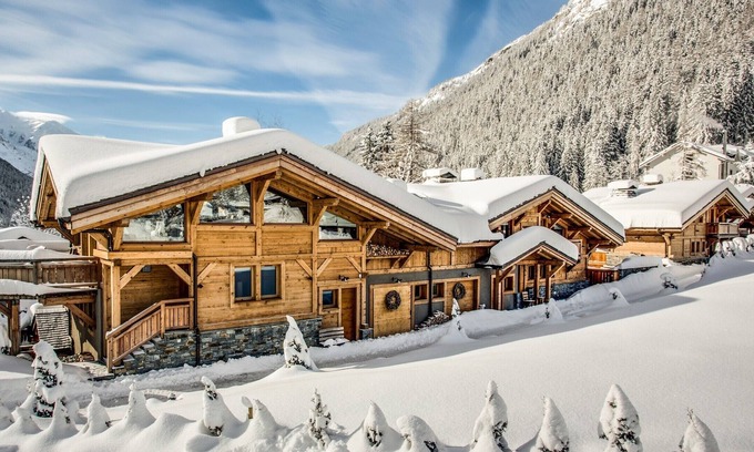 Argentiere Ski Chalet | Hamlet of 4 Luxury 5* Chalets in Chamonix : 10 to 50 people: Seminar, Wedding,..
