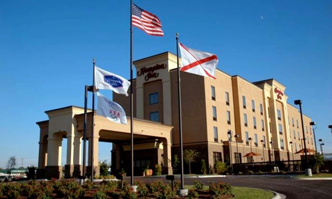 Calera Hotel | Hampton Inn Calera