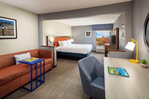 Beaumont Residential Hotel | Hampton Inn Lexington South