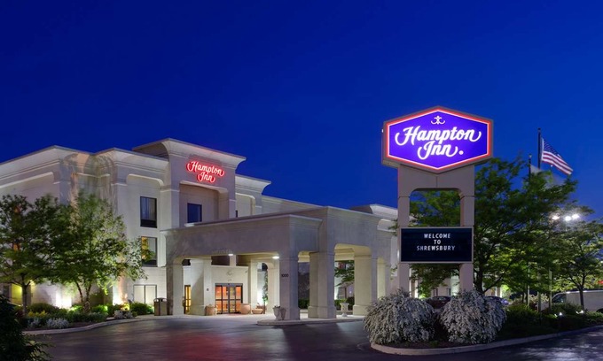 New Freedom Hotel | Hampton Inn Shrewsbury