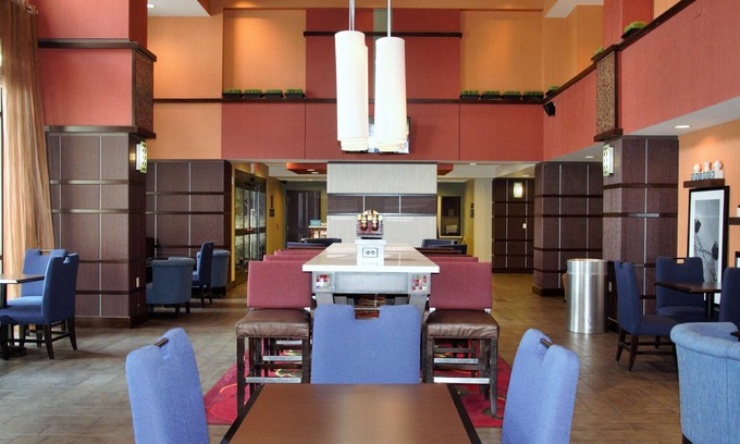 Corryville Hotel | Hampton Inn & Suites Cincinnati/Uptown-University Area