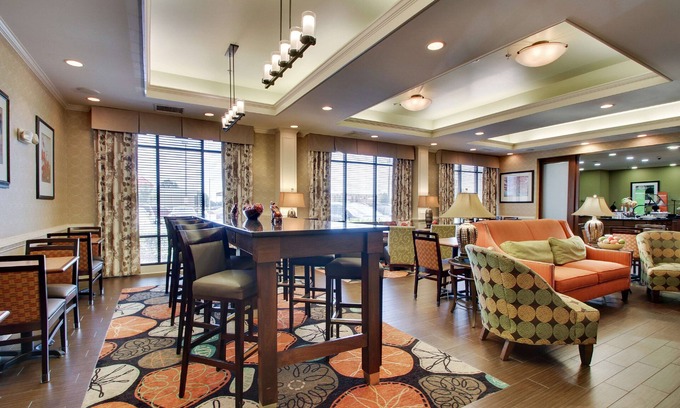 Warner Robins Hotel | Hampton Inn Warner Robins