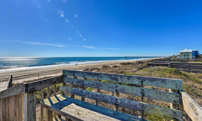 Emerald Isle Apartment | 'Hannah's Place' - Quaint & Cozy Apt by the Beach!