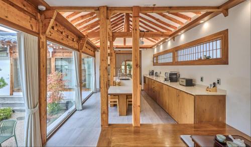 Andong Ski Chalet | Hanok spa stay 소연정