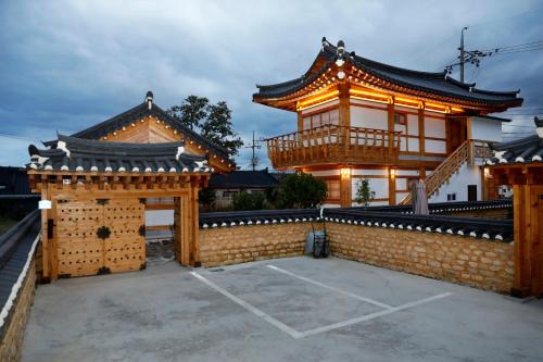 Gyeongju House | Hanok stay Mokhyang