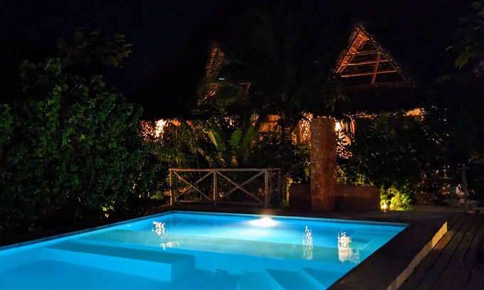 Kiwengwa Bed & Breakfast | Hapahapa Zanzibar bungalows