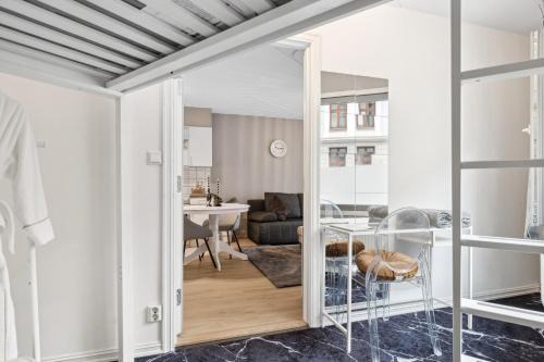 Oslo House | Happy Days Relaxing room with smart solutions shared apartment with one other bedroom