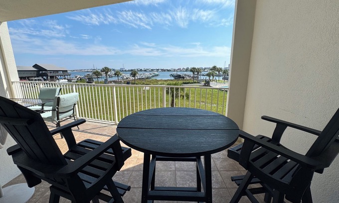 Orange Beach Condo | Harbor Cove - 3BR 3BA Budget Friendly Waterfront Condo