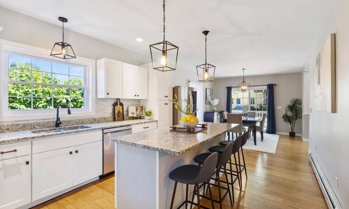 South Portland House | Harborside Designer Retreat Sleeps 10