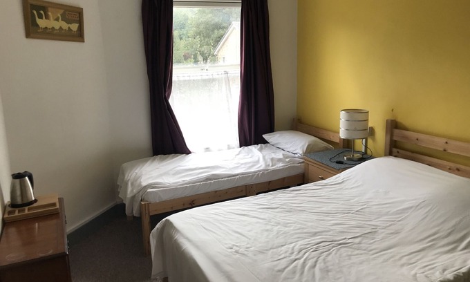 Harlow Hotel | Harlow International Hostel