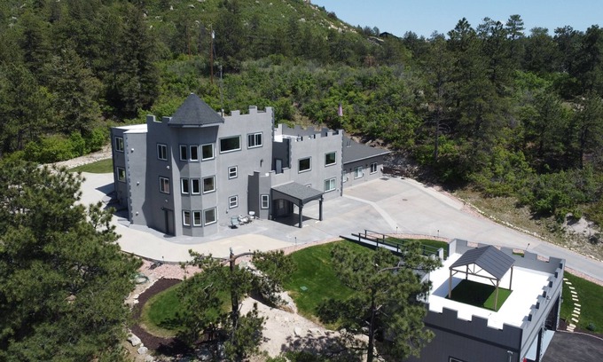 Castle Rock Condo | Harmony 2BR/2BA - Upscale Castle, Forest, Accessible