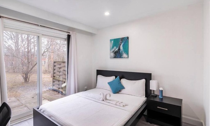 Waterloo House | Harmony Home Near University of Waterloo