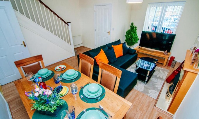 Kirk Sandall Apartment | Harris House